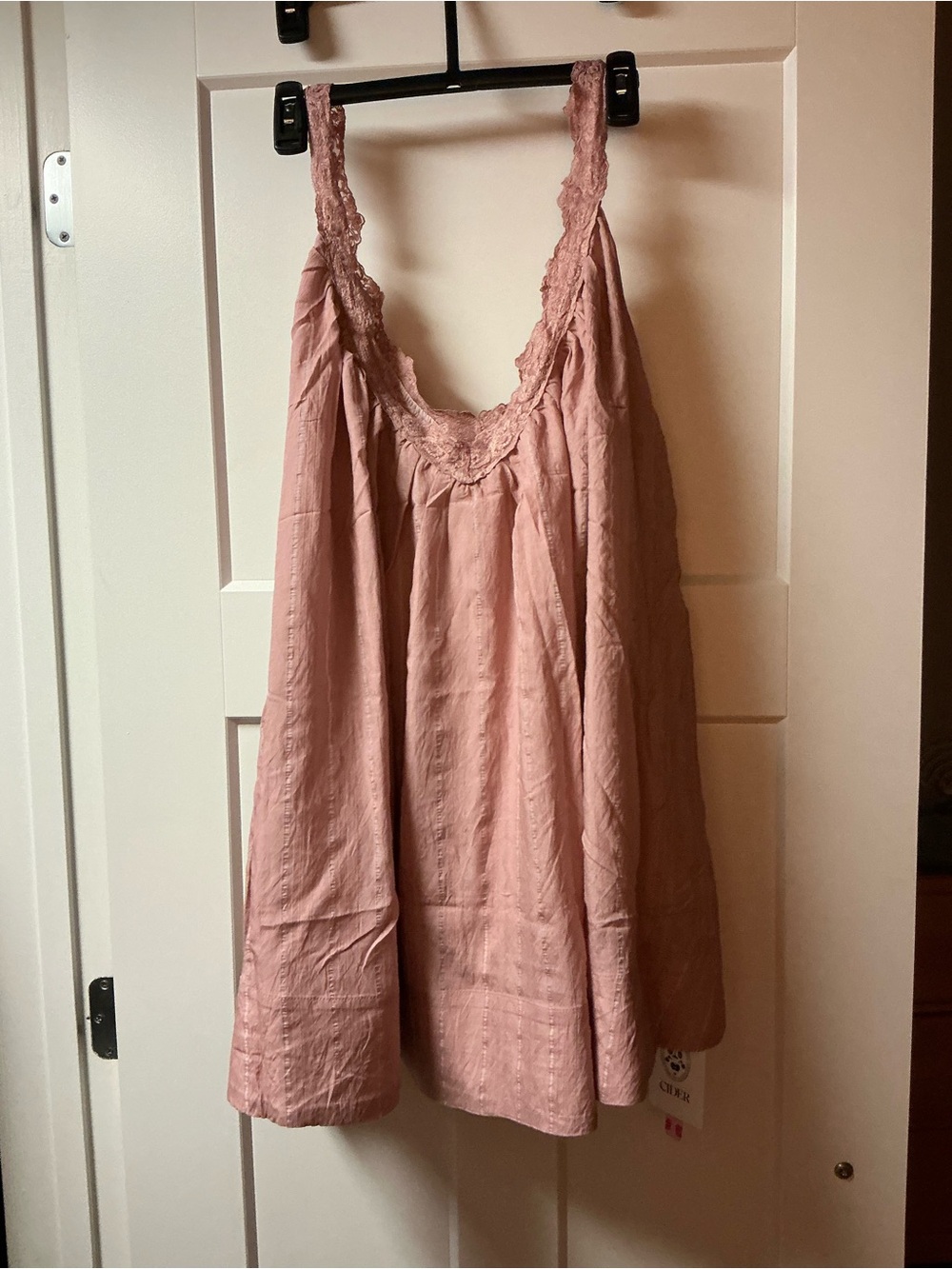 Cider Dusty Rose Lace-Trim Tunic Top